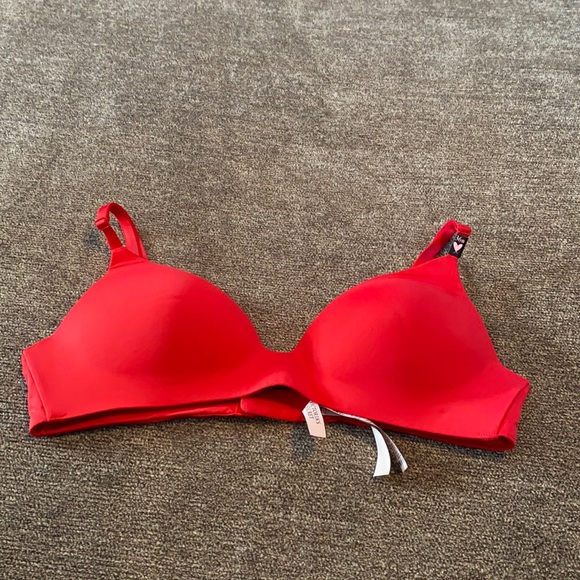 Victoria's Secret Other - NWT Victoria’s Secret Bra; size 36B